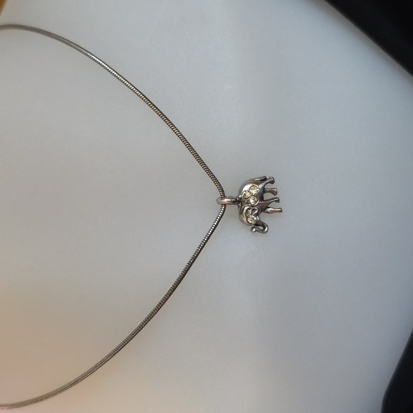 x2 Elephant Necklaces - Picture 7 of 8